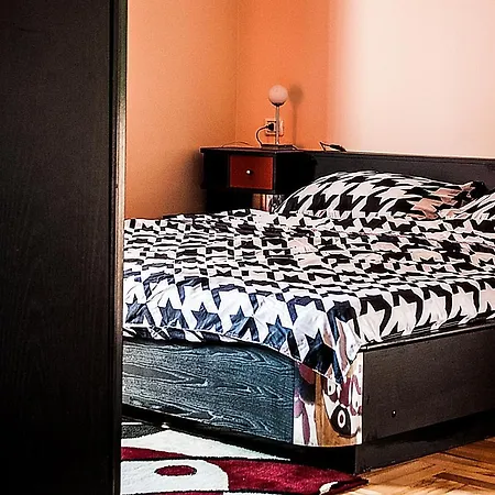 Spacious 3 Bedroom Near Park & Zoo - Perfect For Family Апартаменти